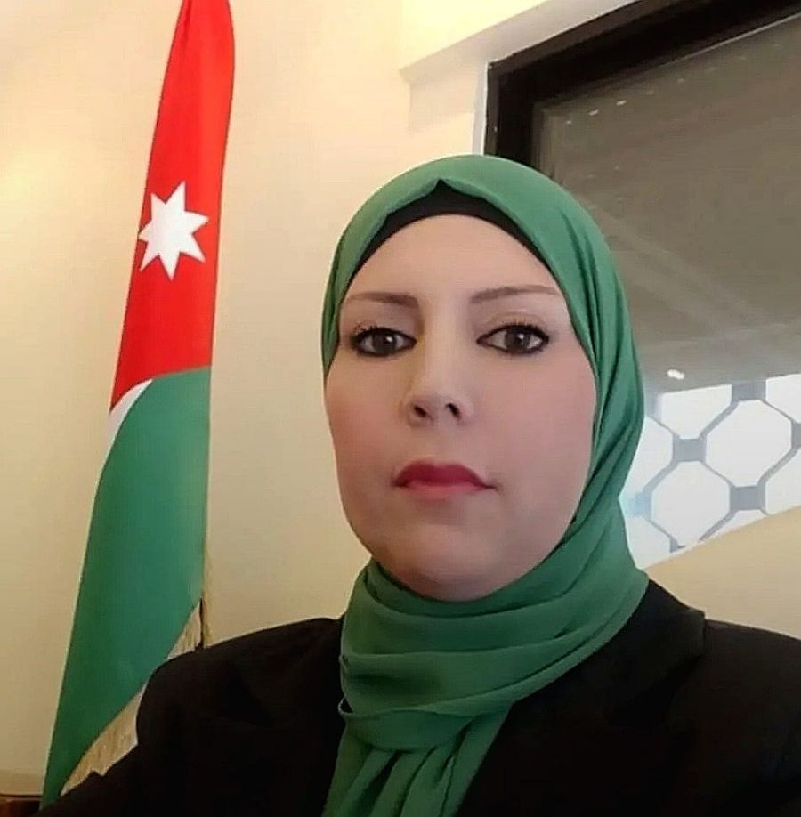 الدكتورة ميرفت العبادي تعتزم تأسيس “حزب الحكمة”