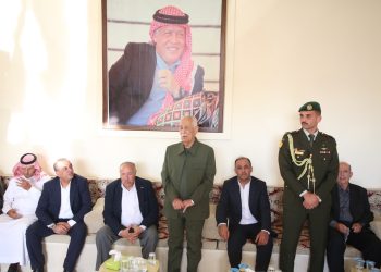 مندوبا عن الملك وولي العهد…العيسوي يعزي عشيرة الزبن/ بني صخر