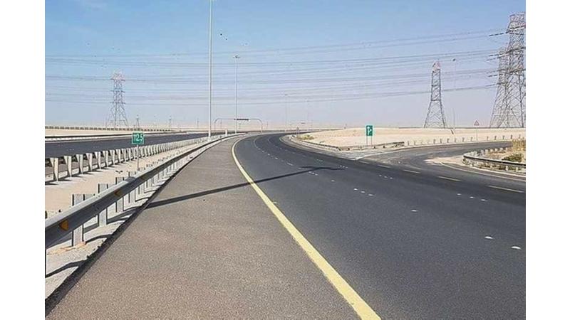 الدوريات الخارجية: أعمال صيانة وإغلاق جزئي لعدد من الطرق وتحذيرات للسائقين