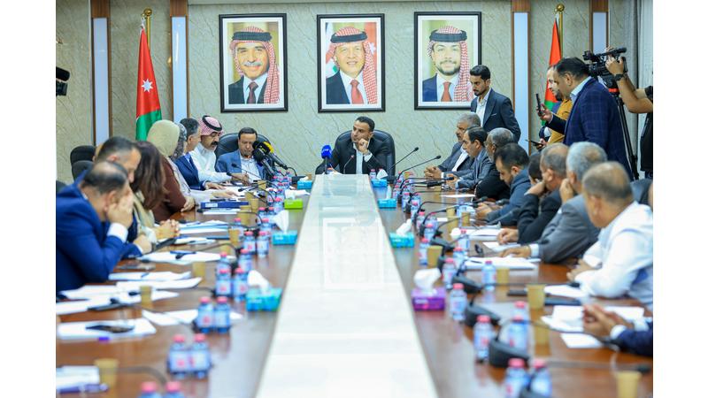 الحكومة: مخزون القمح والشعير آمن ولا صحة لبيع المستورد على أنه محلي