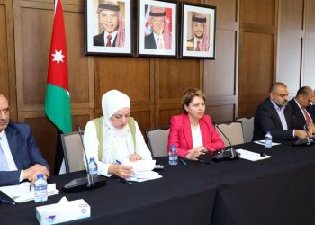 رئاسة الوزراء تعقد ورشة تعريفية للأمناء العامين حول الإطار الوطني للرخص القطاعية