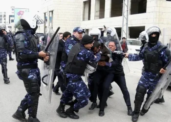 حماس تتهم السلطة بتبادل الأدوار مع الاحتلال في ملاحقة المقاومين