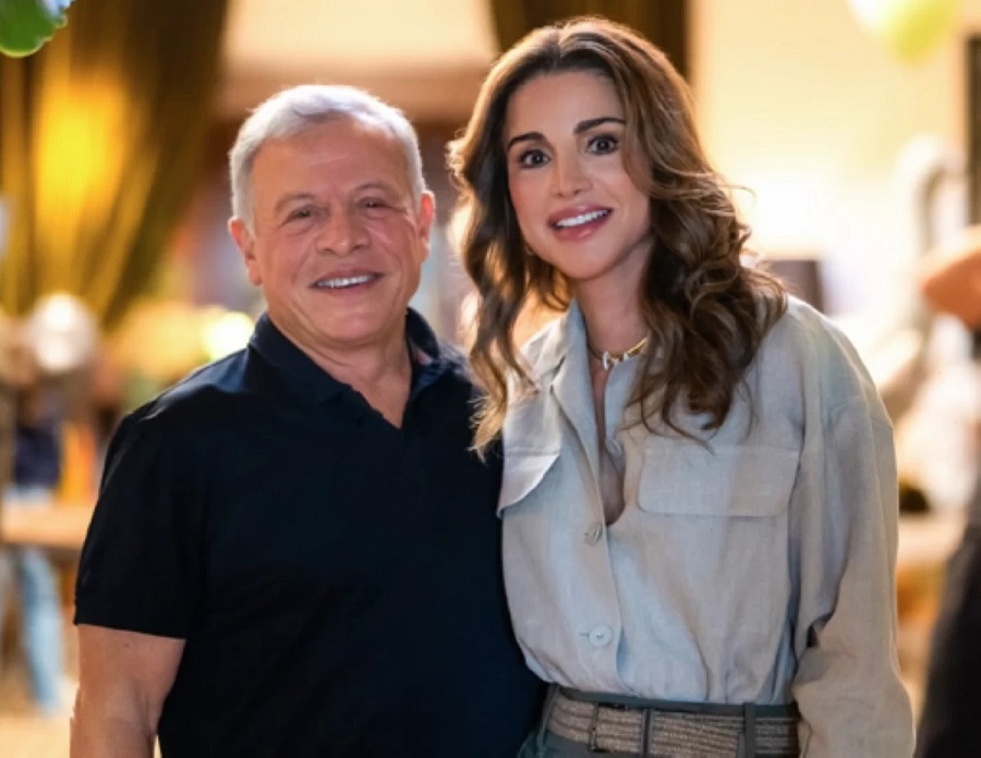 الملكة رانيا للملك: كل عام وأنت أجمل ما يزين الحياة