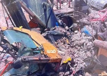 مقتل سائق “إسرائيلي” خلال هدم مئذنة مسجد في غزة