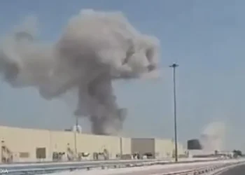 هجمات إيرانية تستهدف البحرين وقطر والإمارات والكويت وعمان
