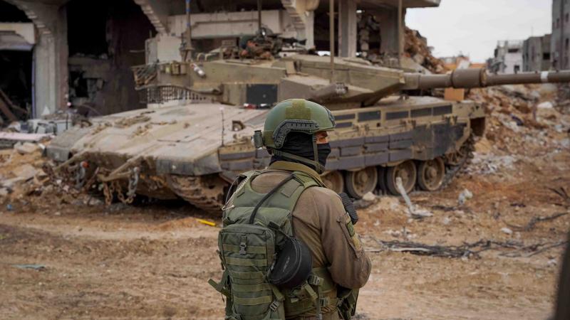 إسرائيل تكشف شبكة تهريب تضم مصريين وجنودًا إسرائيليين وتجارًا فلسطينيين