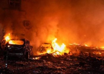 قتلى بقصف روسي على كييف وأوكرانيا تهاجم سيفاستوبول