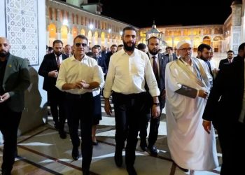 انفجار مجموعة عبوات ناسفة بالقرب من فندق يقيم فيه ماكرون في دمشق