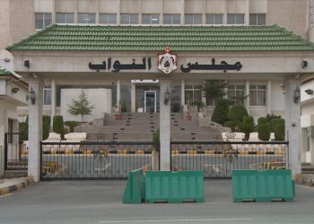 مجلس النواب يُقر 9 مواد من قانون تنظيم العمل المهني