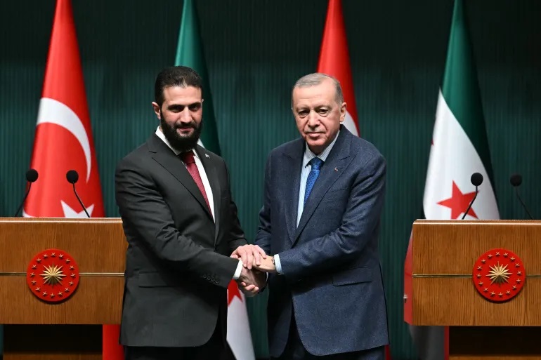 قلق إسرائيلي من تمدد تركيا في سوريا ومخاوف من توجه الدولة الجديدة
