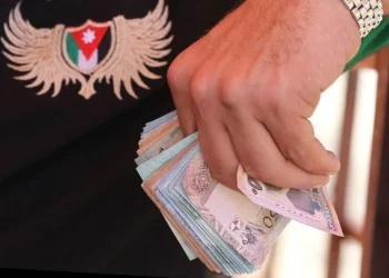 قروض الأفراد تنخفض بنهاية الربع الأخير من 2025