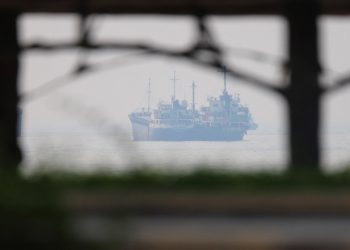 إيران تهدد بإغلاق هرمز وتتوعد بالرد في حال وقوع هجمات جديدة عليها