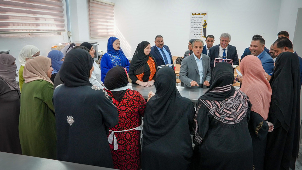حسان يوجه باستحداث مشاغل تدريبية حديثة في معهد تدريب مهني الرمثا