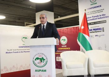 وزير الصحة: امتلاك القدرات الوطنية والإقليمية في تصنيع الدواء ضرورة استراتيجية