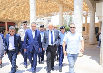 وزير الداخلية الفلسطيني من معبر الكرامة: نثمن تعاون الأردن
