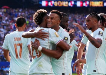 فرنسا تقصي المغرب من كأس العالم بهدفين نظيفين
