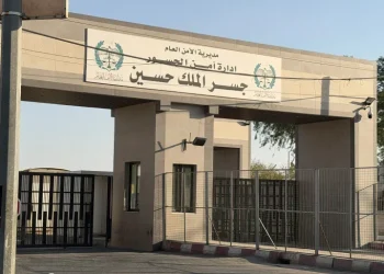 سلطة المطارات الإسرائيلية ترفض تمديد ساعات عمل معبر الكرامة