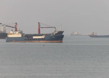 ملايين البراميل من النفط الإيراني عالقة في البحر بعد إلغاء الإعفاء الأميركي
