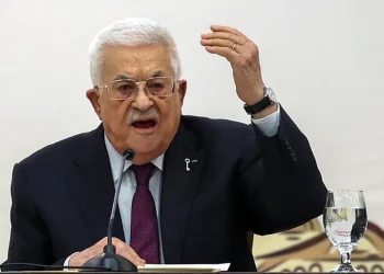 عبّاس يطالب بتدخل دولي عاجل لوقف إرهاب المستوطنين