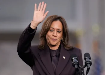 كامالا هاريس تتقرّب لليسار وأنصار فلسطين تحضيرا لسباق 2028