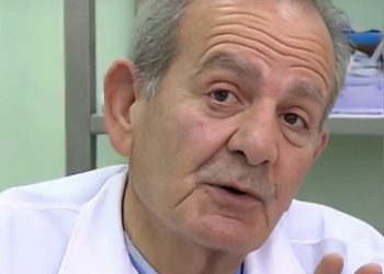 المحامي الدكتور وضاح وائل الناصر ينعى زوج عمته الدكتور وحيد الفارع الخشاشنة