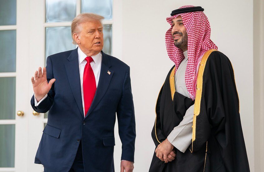 إعلام أمريكي: إدارة ترامب وافقت على اتفاق نووي مع السعودية