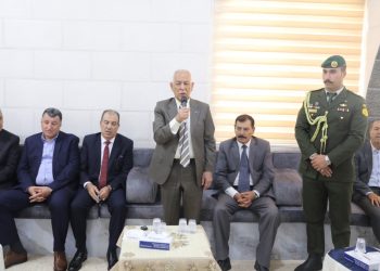 مندوبا عن الملك وولي العهد.. العيسوي يعزي بوفاة موظف الملكية معاذ عبيدات