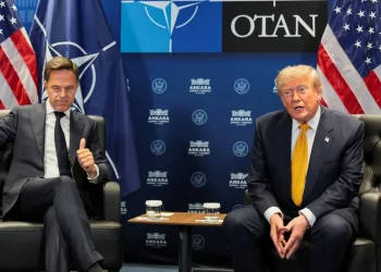 ترامب: أمرت بقطع جميع العلاقات التجارية مع إسبانيا