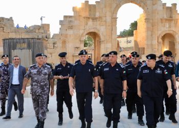مدير الأمن العام يتفقّد موقع مهرجان جرش ويطّلع على جاهزية الخطط الأمنية لتأمين فعالياته