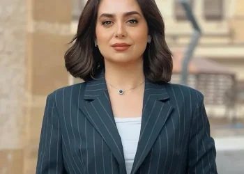 أبرزهم أحمد حلمي.. فنانون داهمهم السرطان وأخفوه عن الجميع