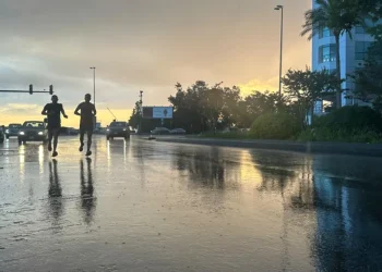 تموز يُفاجئ اللبنانيين .. أمطار صيفية في بيروت والشمال