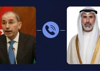وزير الخارجية يبحث ونظيره الكويتي التصعيد الخطير في المنطقة