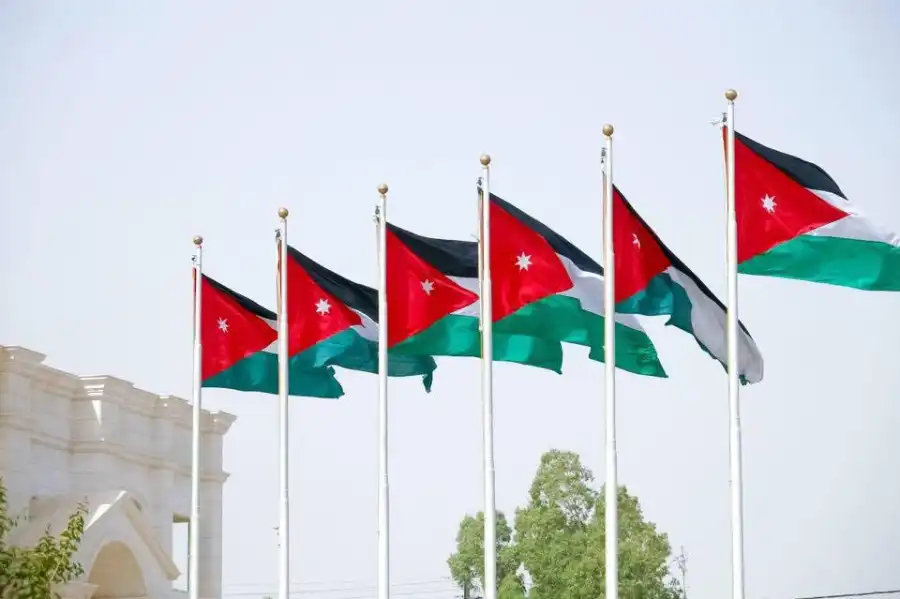 الأردن والسعودية وقطر يؤكدون ضرورة إنهاء التصعيد بالمنطقة والعودة للمفاوضات
