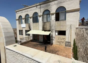الأوقاف الفلسطينية: إحراق المستوطنين للمساجد اعتداءات إجرامية ممنهجة برعاية الاحتلال