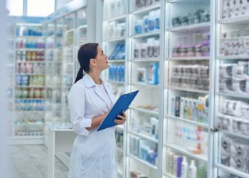 الضمان تدعو الصيدليات إلى استكمال إجراءات شمولها وشمول العاملين لديها