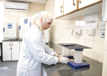 أطباء بلا حدود تطوّر تطبيق Antibiogo لسد فجوة تشخيص العدوى في البيئات محدودة الموارد