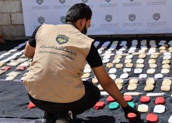 سوريا تحبط تهريب شحنة ضخمة من المخدرات إلى الأردن