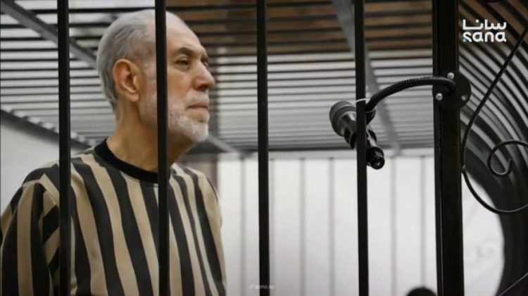 الحكم على مفتي سوريا السابق أحمد حسون بالسجن المؤبد