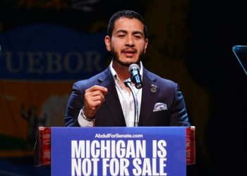 عبدول السيد يرد على سؤال عن أصله ويتهم منافسه بالفساد