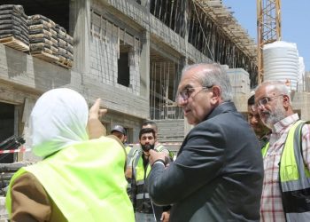 أبو السمن يتفقد مشروع إنشاء مدرسة أم الأسود الثانوية للبنات في غرب عمان