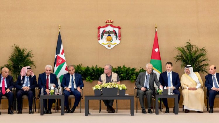 الملك خلال لقاء مع وجهاء وممثلين عن أهالي معان: بلد النشامى ما عليها خوف
