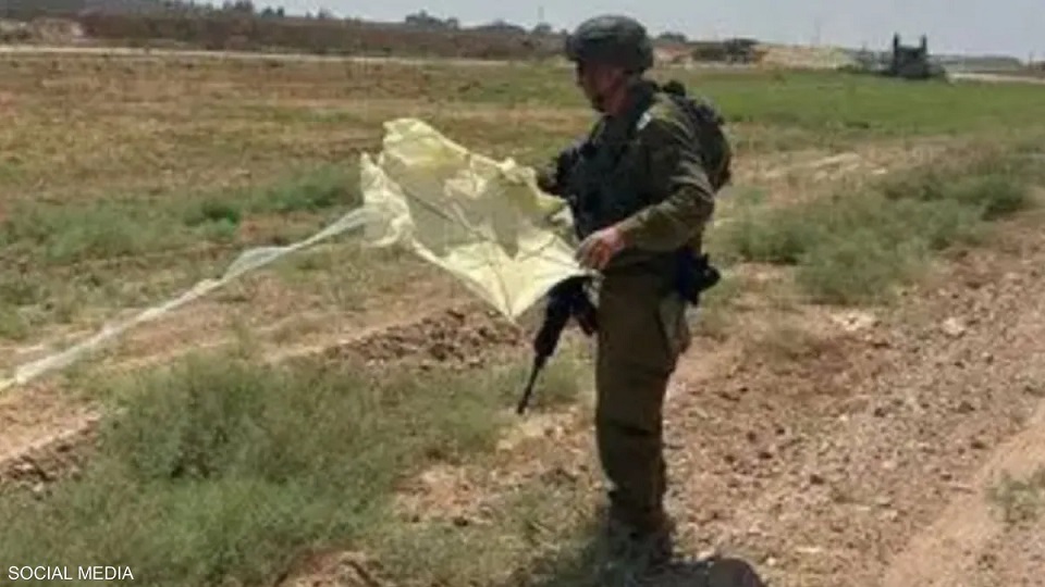 نتنياهو وكاتس يهددان غزة بسبب البالونات والطائرات الورقية