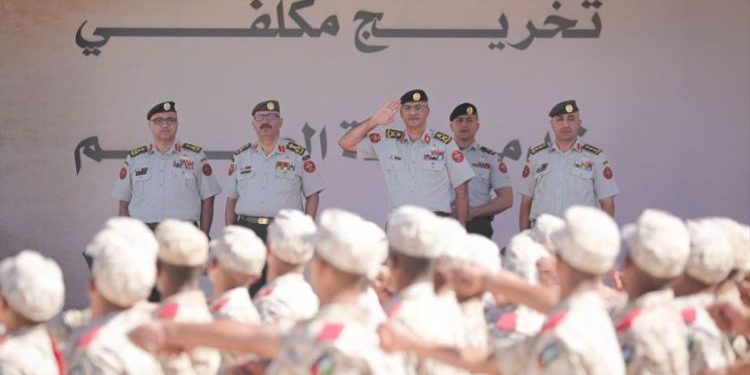 رئيس هيئة الأركان المشتركة يرعى تخريج الدفعة الثانية من مكلفي خدمة العلم