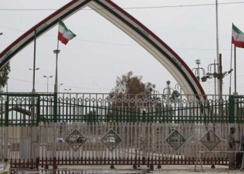 العراق يعلن استئناف حركة التجارة عبد منافذه مع إيران