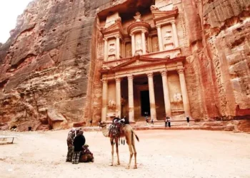 الدخل السياحي يرتفع 17.2% خلال آب إلى 1.14 مليار دولار