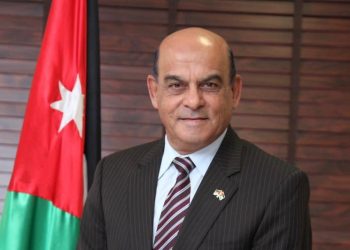 الخارجية تنعى السفير الأسبق محمد العلاف