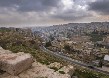 كتلة هوائية خريفية تؤثر على الأردن وتغيرات واضحة على الطقس في هذا الموعد