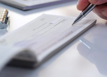 16 ألف شيك مرتجع الشهر الماضي بقيمة 114.7 مليون دينار
