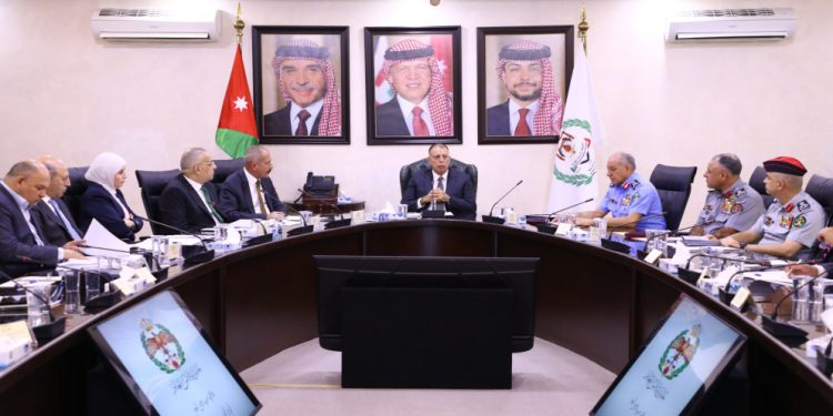 وزير الداخلية يترأس اجتماعا للمجلس الأعلى للدفاع المدني
