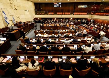 لجنة الانتخابات تشطب القائمة العربية الموحدة من انتخابات الكنيست الـ26